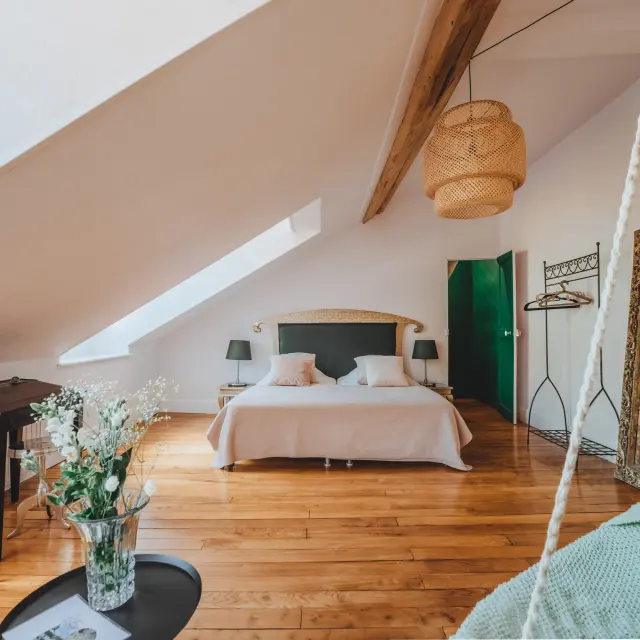 Gast im Château du Guériner in Saint-Priest-Bramefant