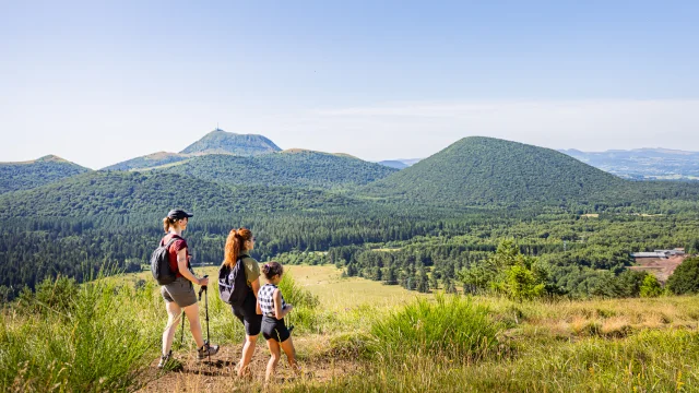 Randonnée aux puys Chopine et des Gouttes à Saint-Ours-les-Roches