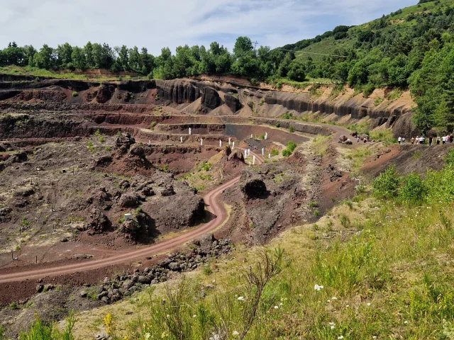 Volcan de Lemptégy à Saint-Ours-les-Roches