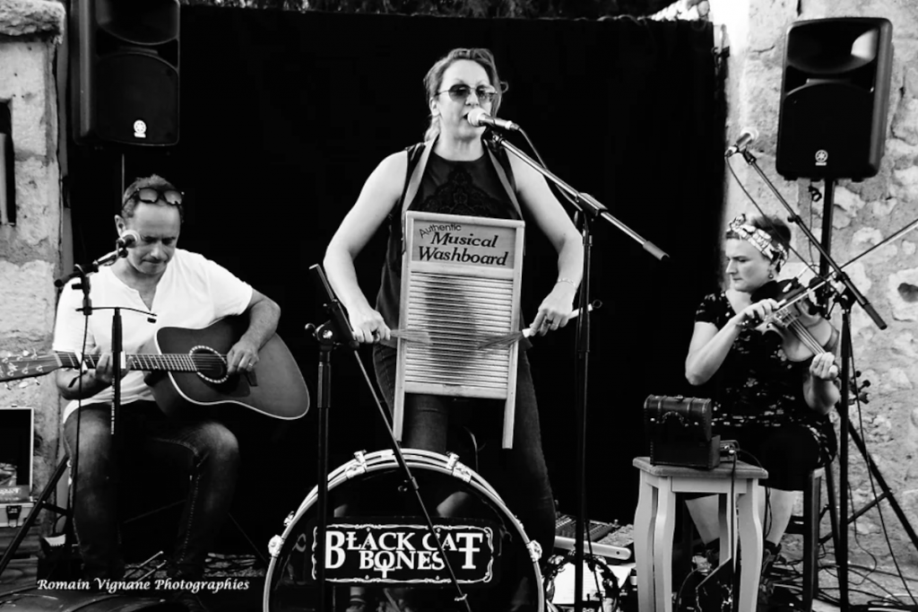 Black Cat Bones en concert – Brewpub Dark Lab