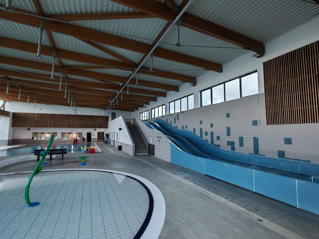 Swimming pool Béatrice Hess_Riom