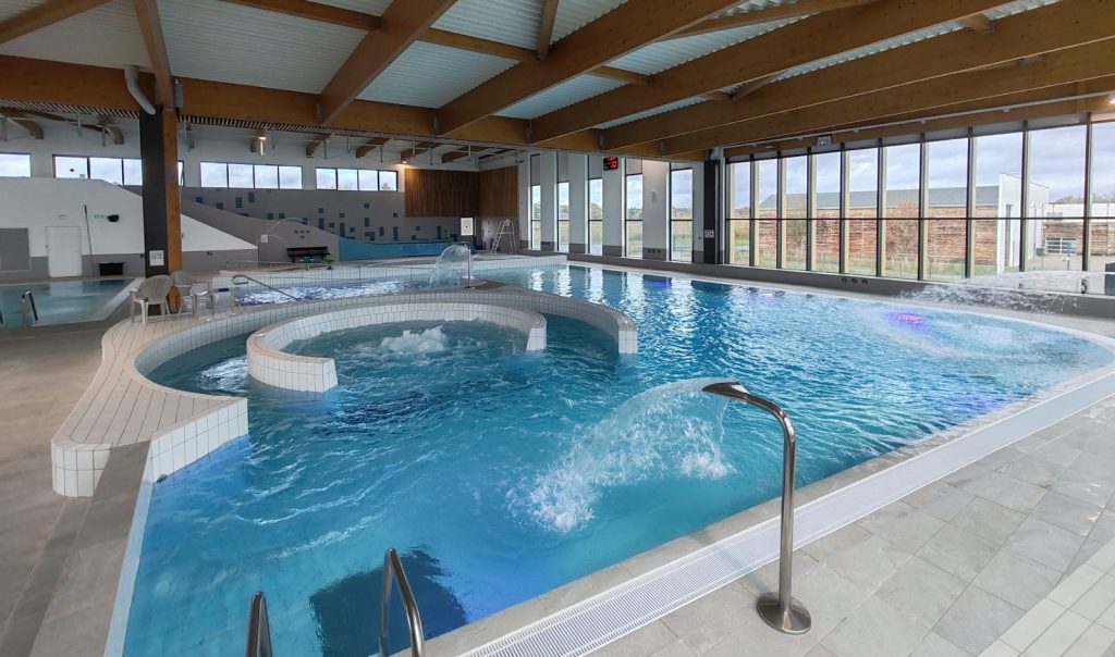 Swimming pool Béatrice Hess_Riom