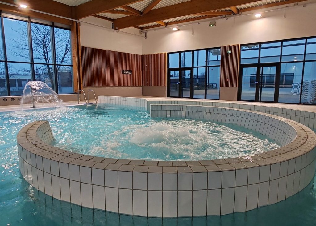 Swimming pool Béatrice Hess_Riom