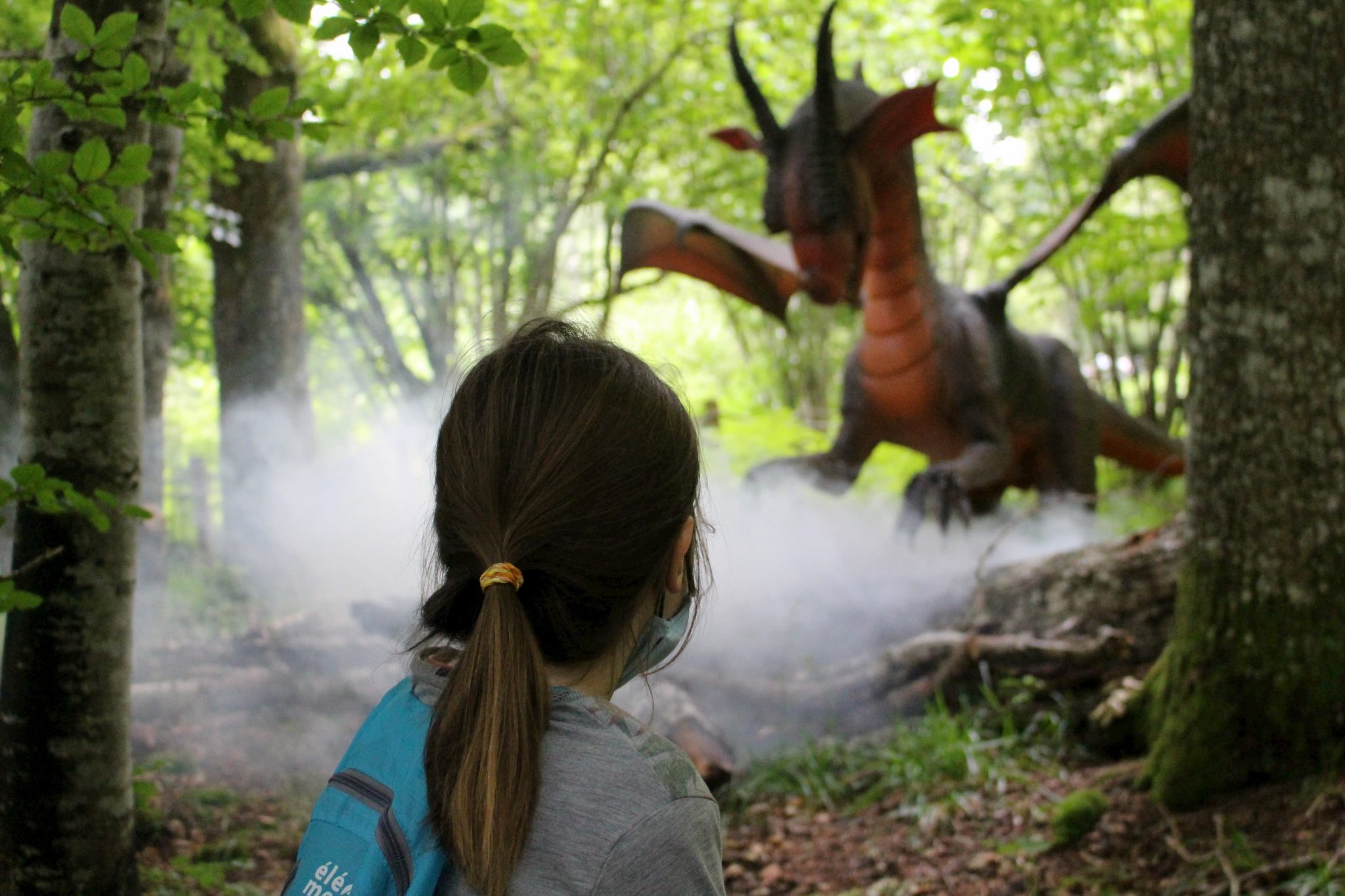 La forêt des dragons du Parc Vulcania à Saint-Ours