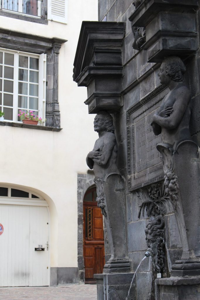 Fontaine d’Adam et Eve à Riom