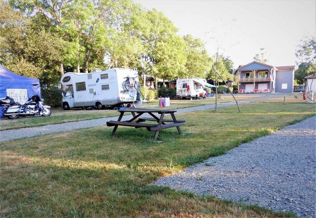 Camping du Colombier Emplacements