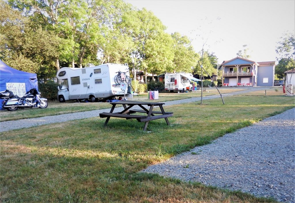 Camping du Colombier Emplacements