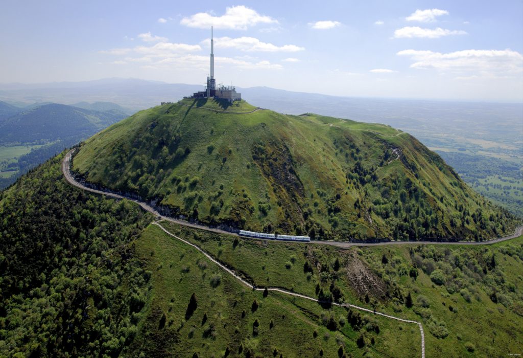 Panoramique des Dômes 9 2023