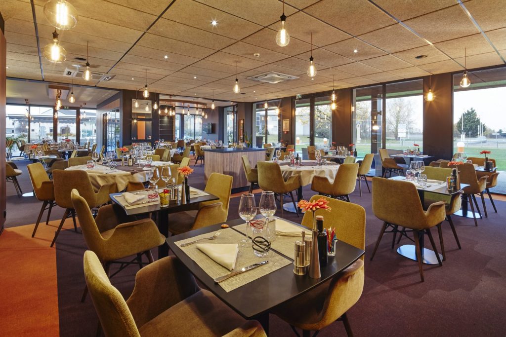 Restaurant Anémotel – Hôtel Kyriad Clermont-Ferrand Nord Riom