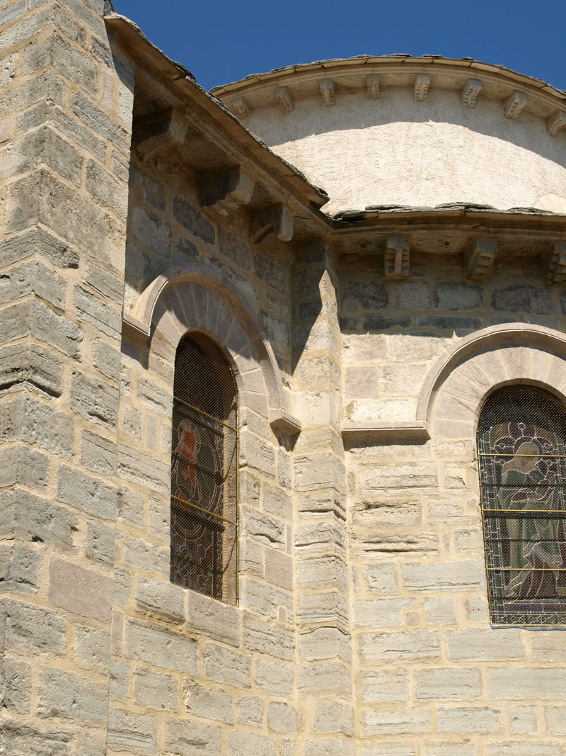 La croix des Rameaux et le puy Saint-Jean