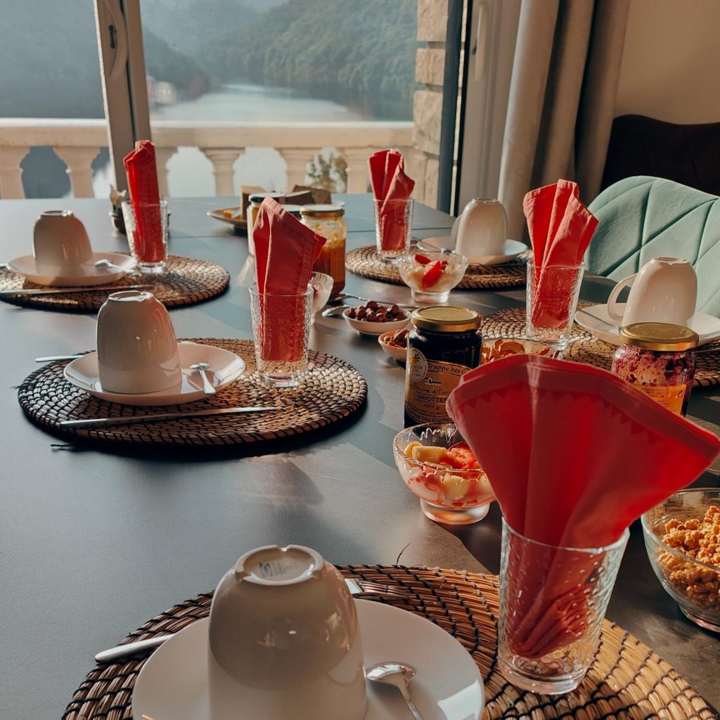 Ma villa au bord du l’eau petit déjeuner