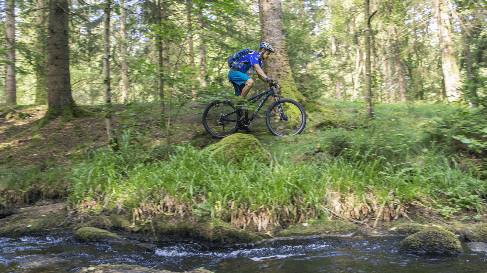 La Grande Traversée du Massif Central à VTT (GTMC-VTT) en 30 jours