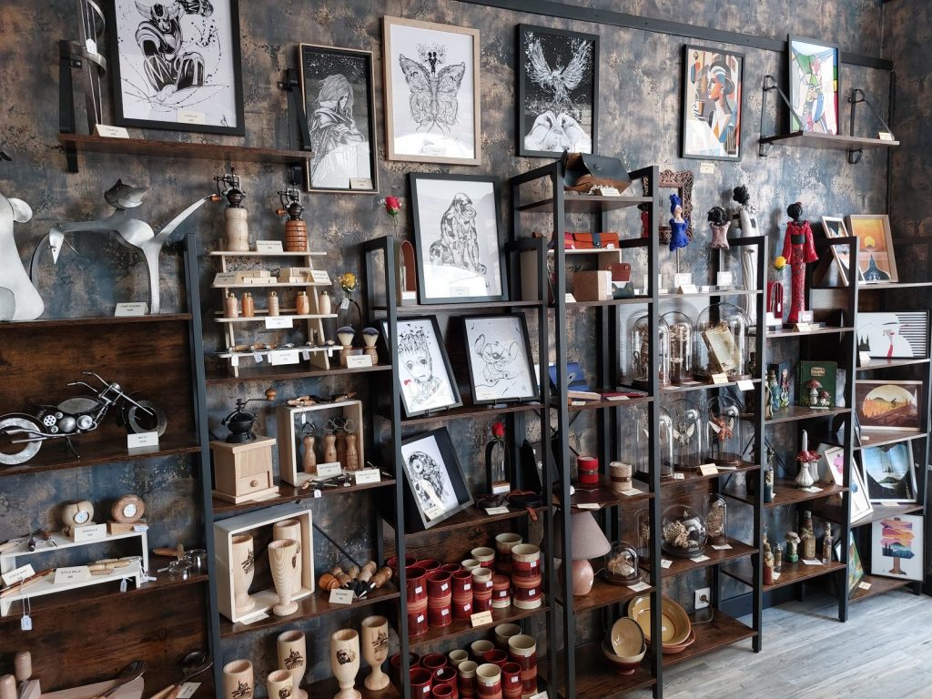Boutique 2 curiosités