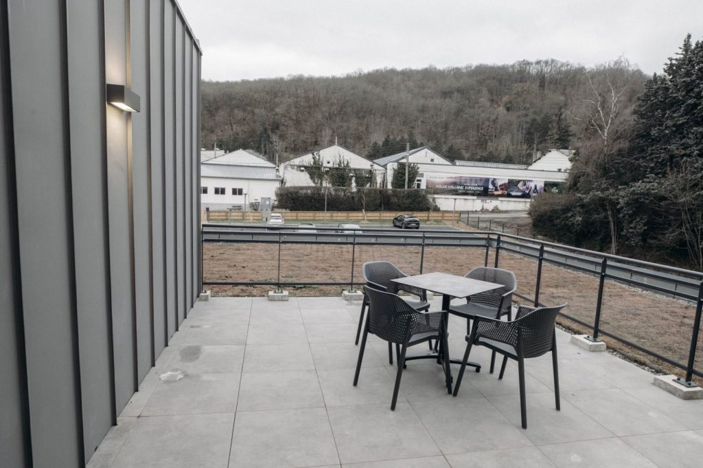 Terrasse végétalisée à l’étage