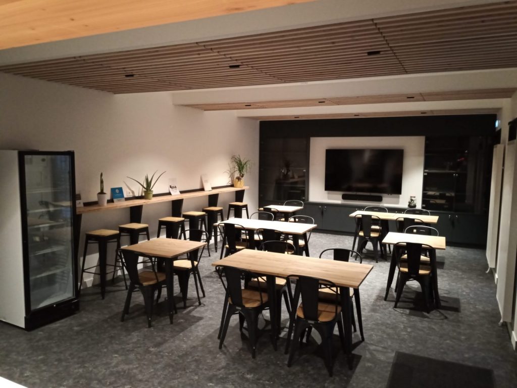 Salle de bar