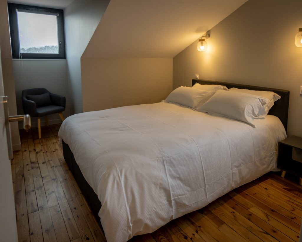 301 chambre b.jpg