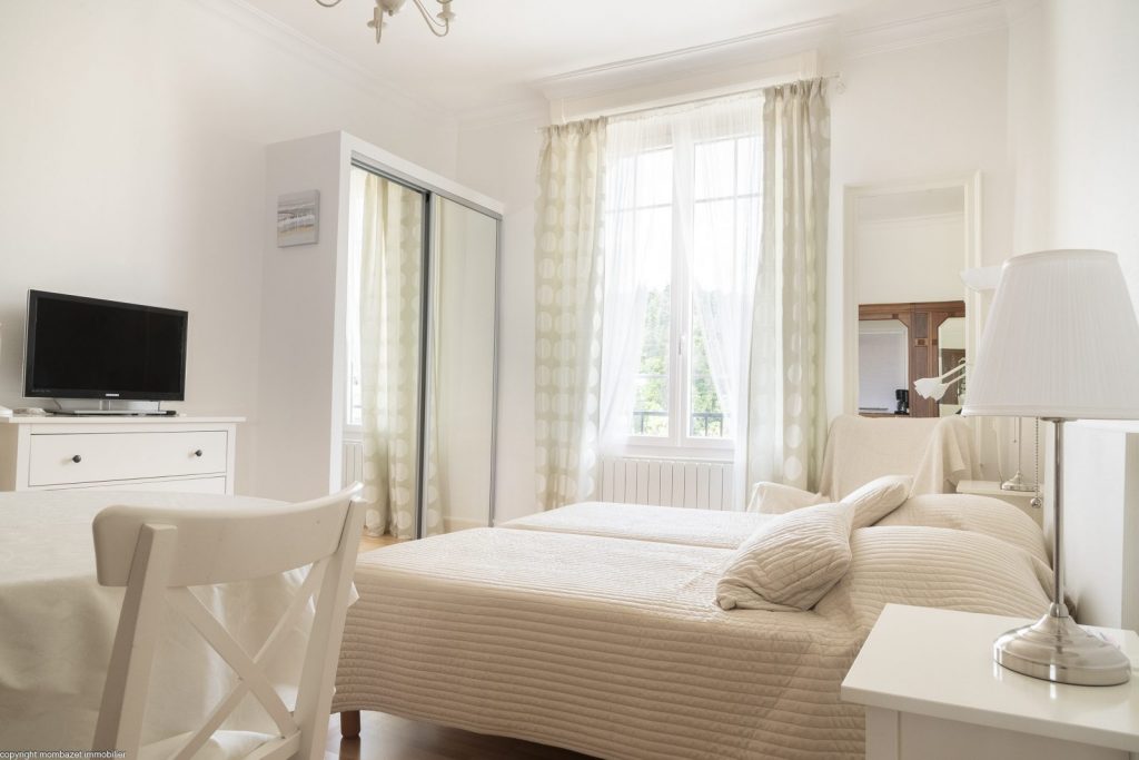 Meublé au Grand Hotel 310_Châtel-Guyon