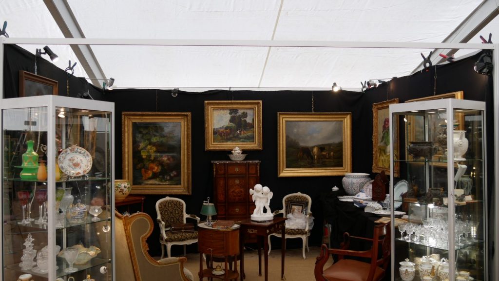 Salon des Antiquaires ANTIQUA