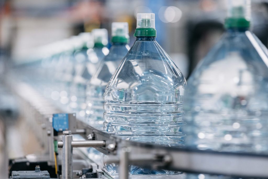Visite de l’usine d’embouteillage de Volvic – 50 ans du site d’embouteillage de Volvic