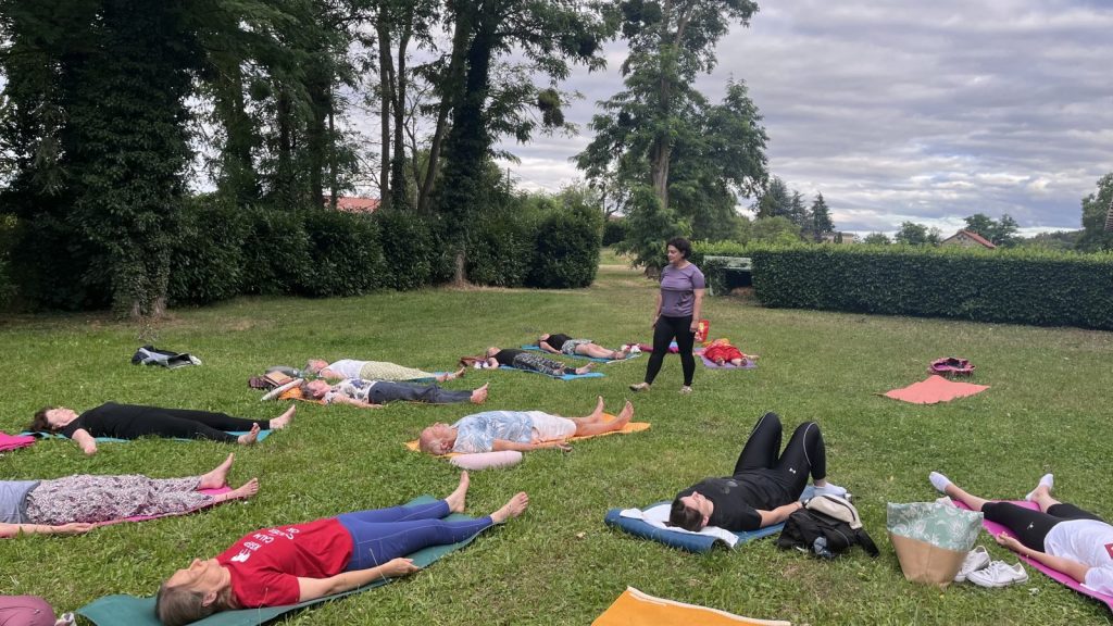 Yoga en plein air avec l’association L’SenCiel