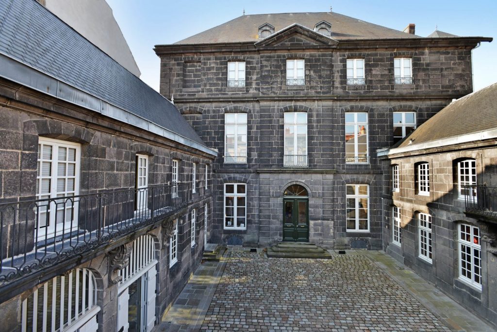 Les dessous du patrimoine : sculptures en lumière au Musée Mandet