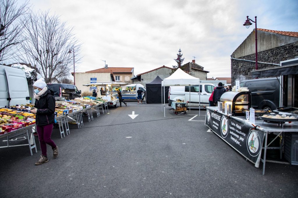 Marché hebdomadaire de Saint-Beauzire